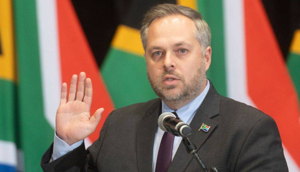 South Africa Extends Zimbabwe Exemption Permits by 18 Months